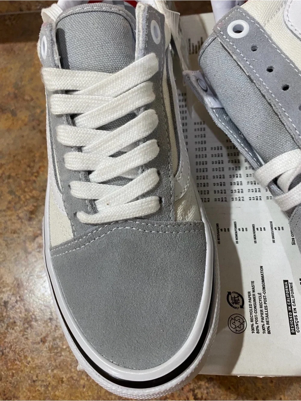 New boys girls Vans Sz 3.5 Gray and White Old Skool Canvas Skate Shoes